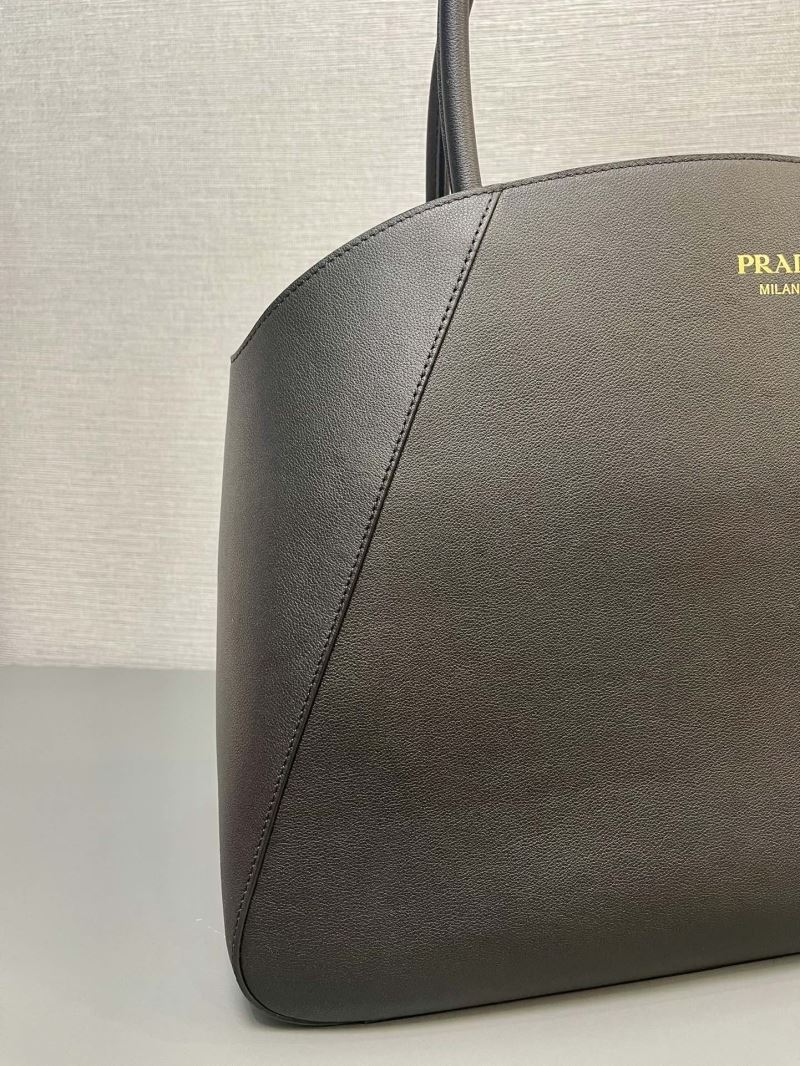 Pra*a top handle bags